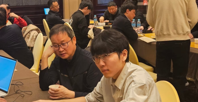 韩媒：中韩围甲或合并 常昊夜宴招待韩国友人梁宰豪洪旼杓_腾讯新闻