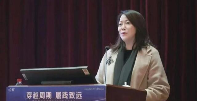 碧桂园卸下千亿债务重担，杨惠妍的二次创业胜算几何？_腾讯新闻