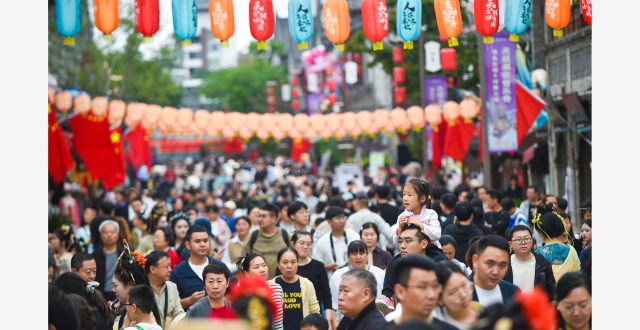 听，高质量发展新脉动｜强大国内市场构筑发展新格局缩略图