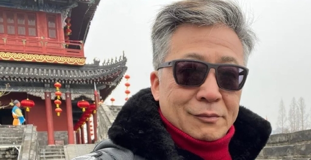 央视主持人杨锐发文“讨薪”，自曝在央视34年，退休金只有3679元_腾讯新闻