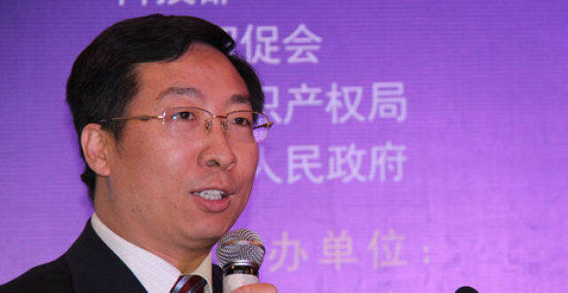 金融人·事｜“磨剑”者杨书剑_腾讯新闻
