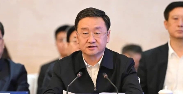 王新伟当选辽宁省省长_腾讯新闻