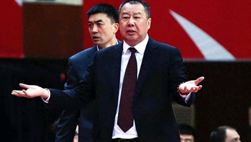 吴乃群不续约,辽篮教练组分崩离析,吴庆龙或回归救主