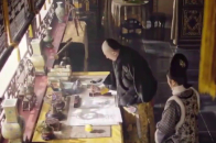 清朝皇室红带子能获得什么封爵？黄带子和红带子待遇上有何不同？_腾讯新闻