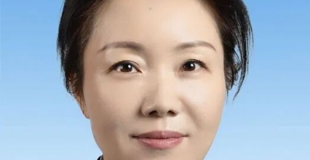 高燕燕任中国人民大学党委副书记，其主要研究领域为高校思想政治教育、大学文化建设等_腾讯新闻