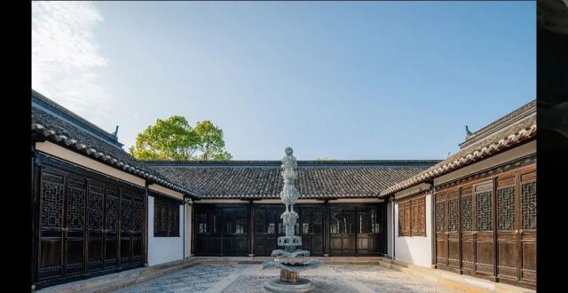 300年古宅变身光影剧场，这场新展开启数字美学之旅！_腾讯新闻