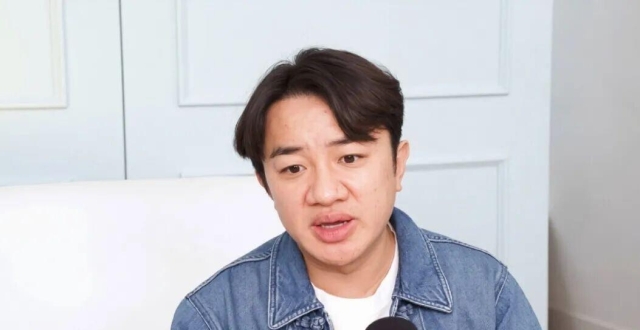 被爆因钟嘉欣辞任TVB高层！香港知名男星自嘲不才，不善处理人际_腾讯新闻