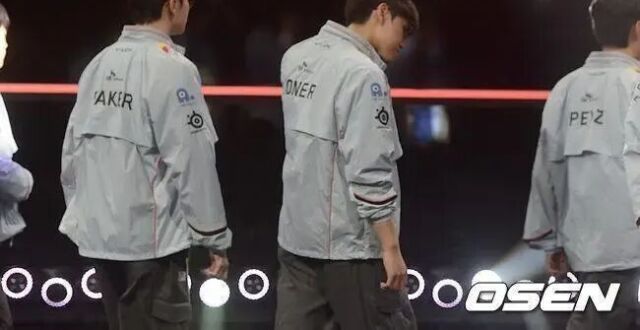 KC绝境逆转T1晋级EWC决赛