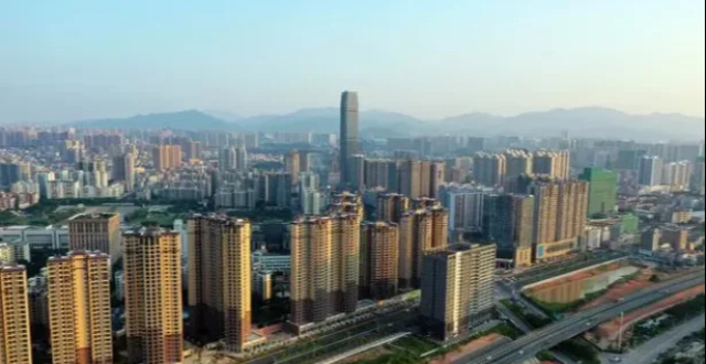 正观视评：五折卖房被强制停业整改，为何引发质疑值得反思_腾讯新闻