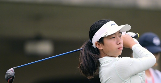 刘国梁女儿刘宇婕完成高尔夫LPGA首秀，首次与世界顶尖高尔夫选手对抗_腾讯新闻