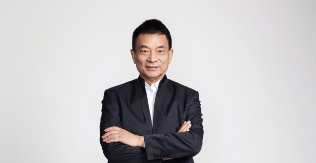 会见企业家 | 刘永好谈中国企业家的“卷”：就是敢于担当、敢于竞争_腾讯新闻