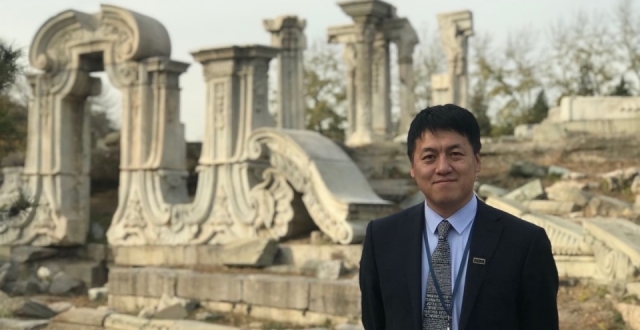 圆明园研究专家刘阳：圆明园文物只有回到园内，才叫回归_腾讯新闻