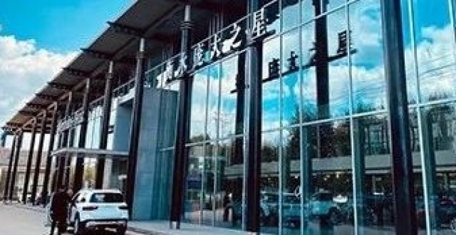 当庞大集团再进ICU_腾讯新闻