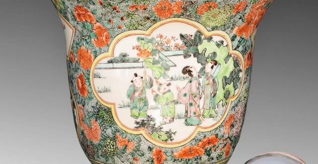 浅谈古彩瓷画艺术表现与文化内涵——兼析“古彩三杰”的瓷画意蕴_腾讯新闻