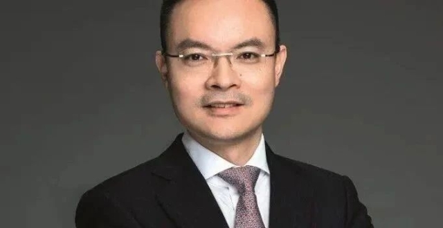 Z Waves | 刘芹：雷军背后的男人，从国企打工人到小米天使投资人，一笔投资上千倍回报赚百亿美元_腾讯新闻