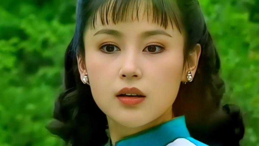 当琼瑶力捧的陈德容遇到不可方物的陈红时,谁更好看?