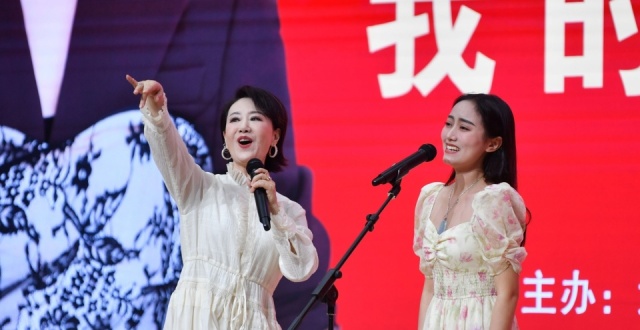 唱响家乡三峡和第二故乡武汉，王丹萍现场分享艺术初心_腾讯新闻