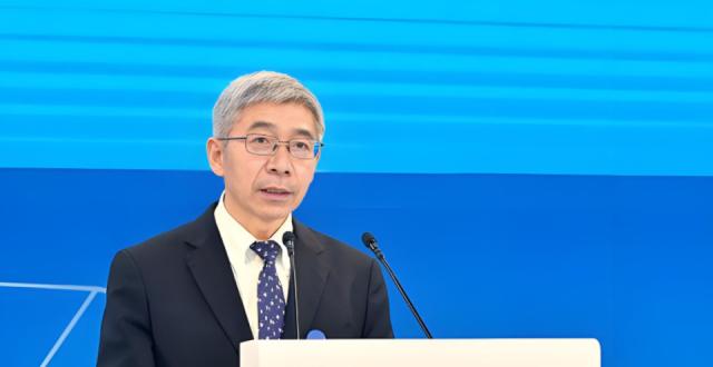 突发重磅！央行副行长张青松掌舵中投公司，接棒彭纯_腾讯新闻