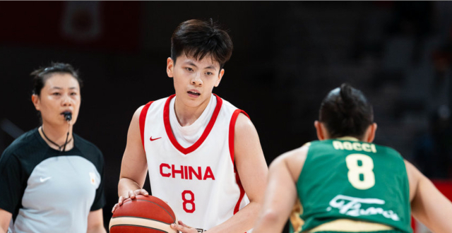 复仇！中国女篮第三战终于赢澳洲，杨舒予大发神威俨然头号球星_腾讯新闻