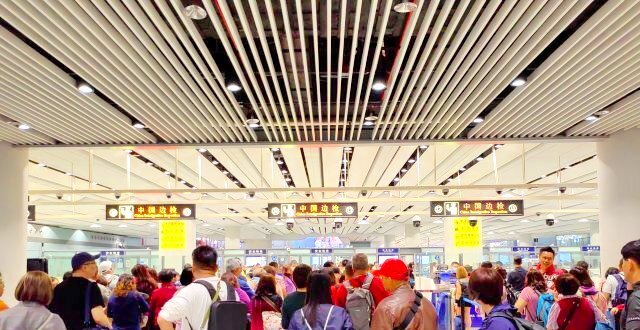 创4年来新高！昆明口岸单日客流量突破1万人次_腾讯新闻