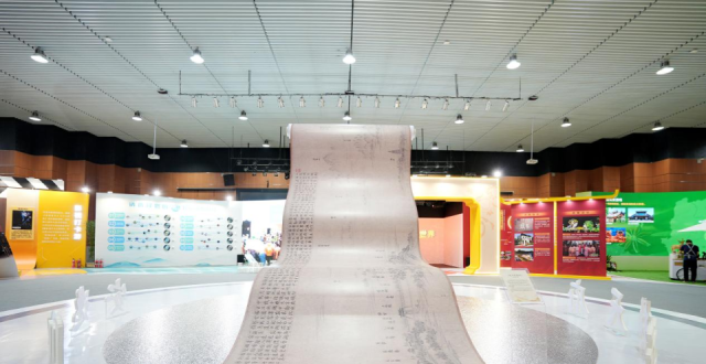 “安逸四川玩转天府”消费季主题展启幕 六大板块全景呈现文旅融合新实践_腾讯新闻
