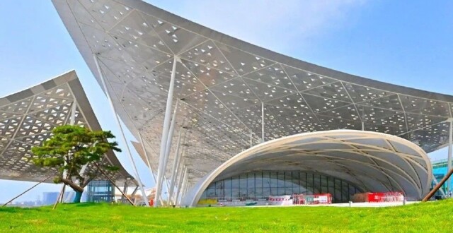 副中心这座“超级城市综合体”年底建成！现场实探——_腾讯新闻