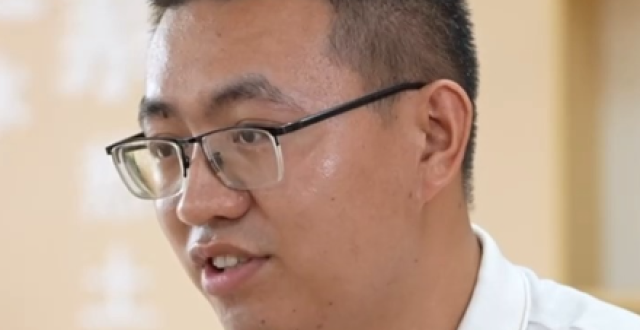 “天才少女”姜萍的数学老师王闰秋发声_腾讯新闻