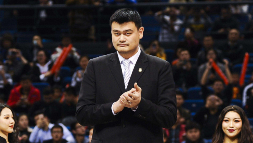 从中国男篮第一人 到男篮最大背锅侠 姚明到底图什么?