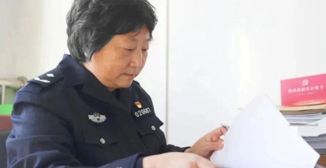 李庆玲：这个岗位，她一干就是三十年！_腾讯新闻