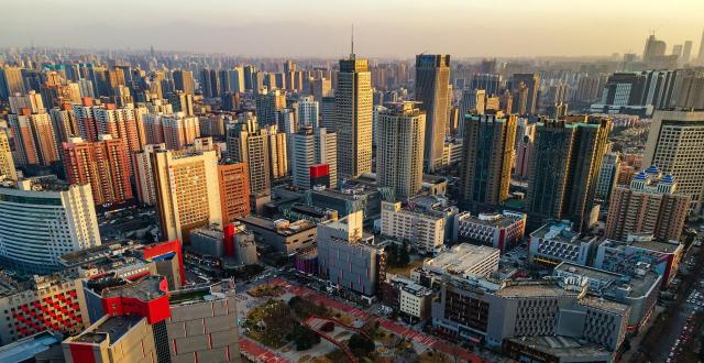 这两座城市，新房房价何以坚挺？_腾讯新闻