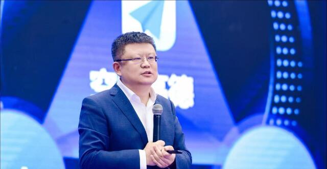 高德地图副总裁董振宁：未来5—10年，低空经济有希望实现千亿规模_腾讯新闻
