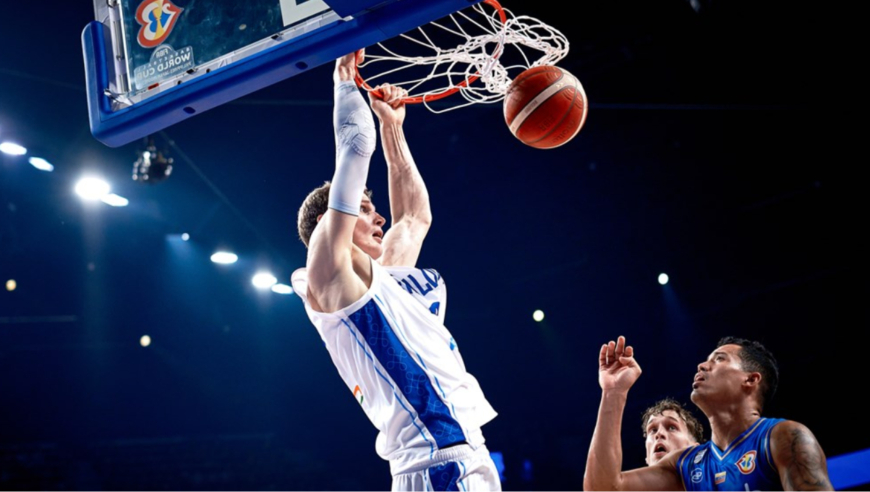 连场30  马尔卡宁32分9板集锦:屡秀暴扣完美收官