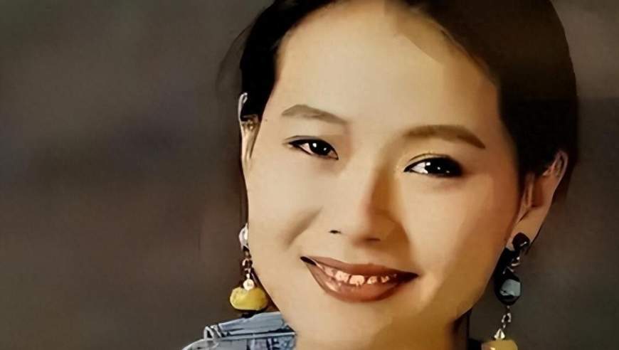 王中磊夫妇为儿子庆生 威廉弟弟长高了许多