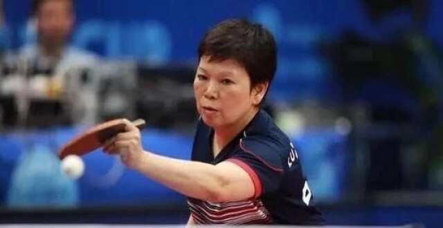 直拍长胶3种典型打法介绍，反胶选手的应对策略及战术调整_腾讯新闻
