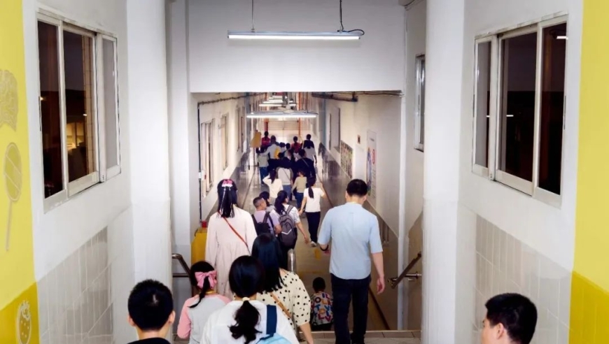25元畅饮饮料！逛工厂竟比迪士尼还好玩？