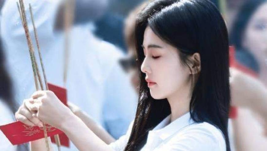吴奇隆当爸微博报喜：母子平安