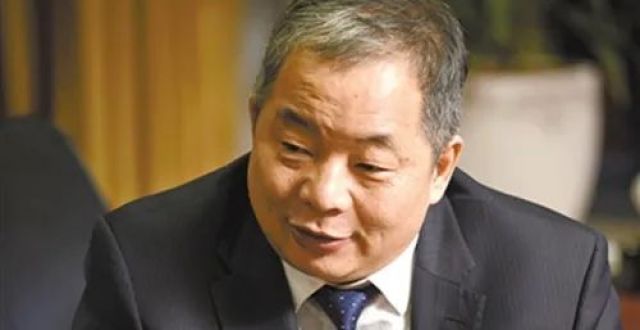 碧桂园交接权杖，地产初代大佬落幕_腾讯新闻