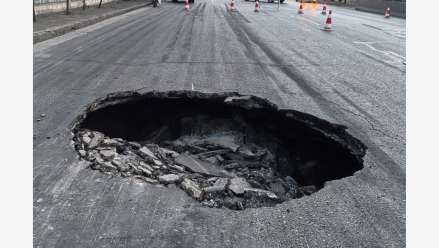 山西一国道塌陷致2死后续！地质雷达竟检测出10处道路病害？