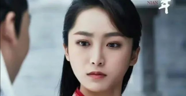 这姑娘一没颜值二不丰满三没大长腿，为啥她演的叶灵儿比金晨受欢迎？_腾讯新闻