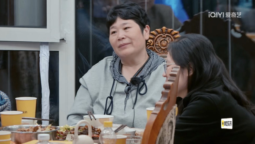 《姐姐当家2》生日宴上女儿的沉默，是对房主任最无声的回击