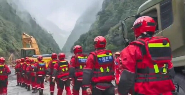 千方百计保障核心受灾区救援工作