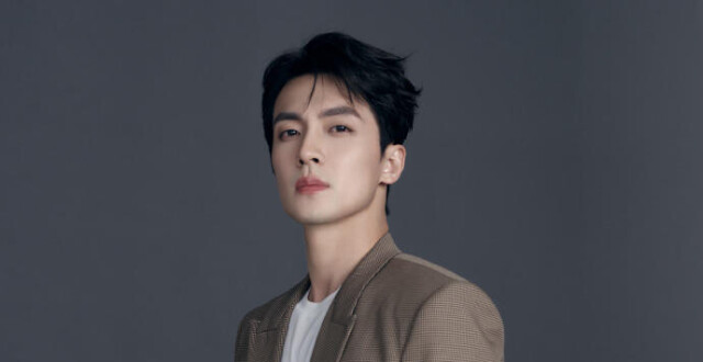 曾出演《斗罗大陆》《雪中悍刀行》的演员高泰宇宣布退圈，脱去戏服做自己_腾讯新闻