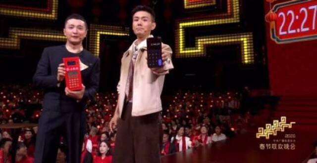 邓男子春晚魔术遭提前“押中” 时间密码引全民解谜_腾讯新闻