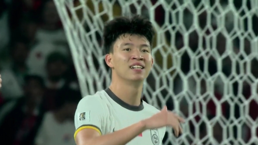 0-1！国足出局，全队畏手畏脚，申花2将“犯浑”，遭印尼队吊打