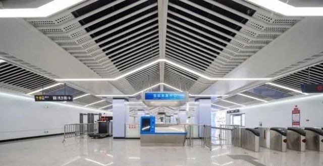 开通倒计时！西安地铁6号线一期南段：西安南站、西电科大南校区·未来之瞳站惊艳亮相！_腾讯新闻