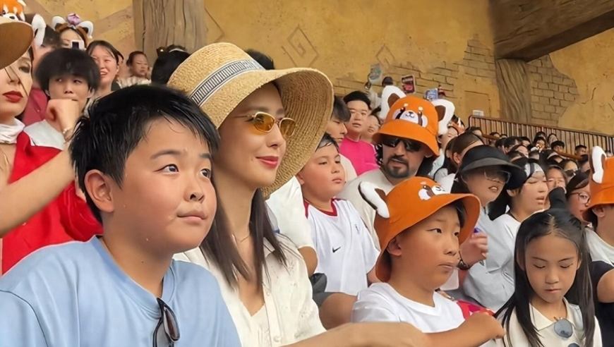 中美两国元首就东盟地区论坛合作问题交换意见