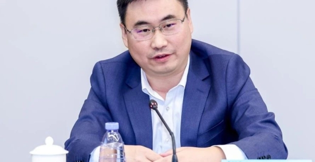 张燕：解决发展中面临的真问题，还需加大研究_腾讯新闻