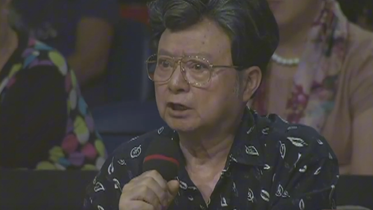 胡松华盛赞王昆演唱的《东方红》，分量十足的夸奖，世上绝无仅有_腾讯新闻