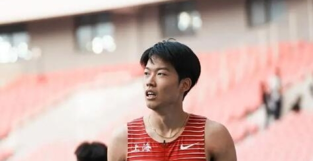 秦伟搏复活赛闯关成功 会师徐卓一出战奥运男子110米栏半决赛_腾讯新闻