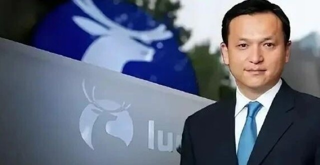 资本狂人黎辉重掌董事会！| 换帅、换股东、巨额罚款……瑞幸咖啡从造假丑闻到全球万店帝国的重生之路_腾讯新闻